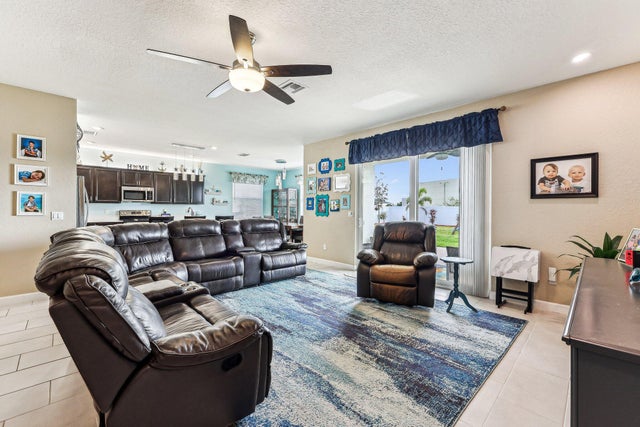 5 of 51 - 7222 Nw Farnsworth Circle, Port Saint Lucie, FL