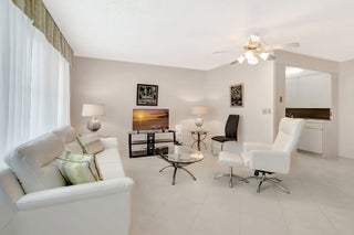 Photo of Listing #RX-11081627
