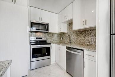 1 of 1 - 4070 Tivoli 208 Court #208, Lake Worth, FL