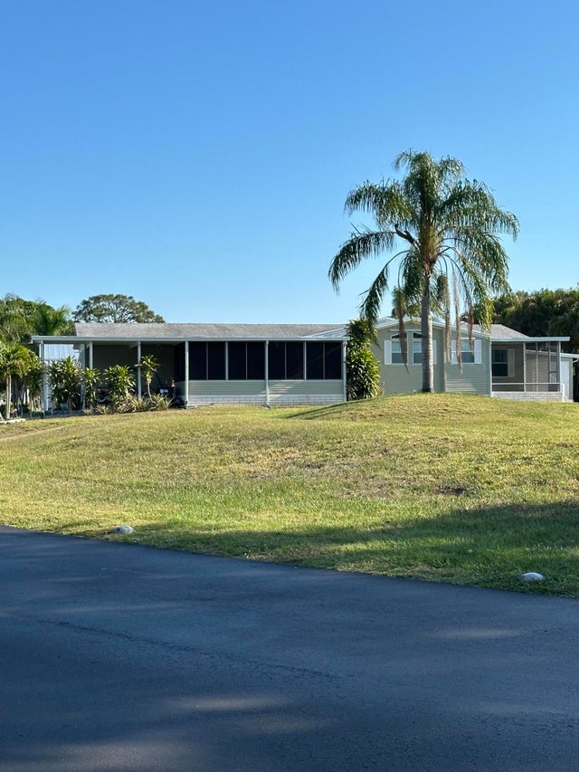 2 of 22 - 553 Tropical Isles Circle, Fort Pierce, FL