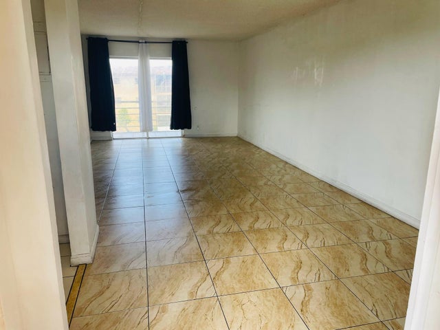 2 of 11 - 4191 Nw 26th Street #371, Lauderhill, FL