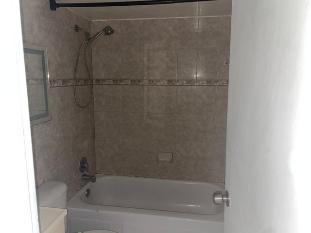 5 of 11 - 4191 Nw 26th Street #371, Lauderhill, FL