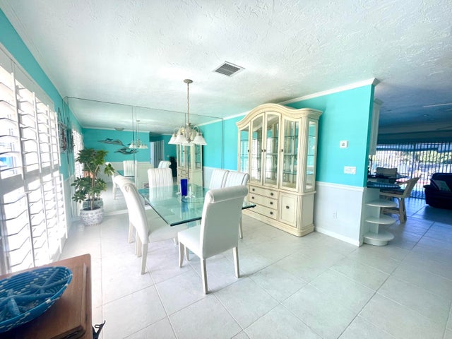 3 of 20 - 880 Se Degan Dr, Port Saint Lucie, FL