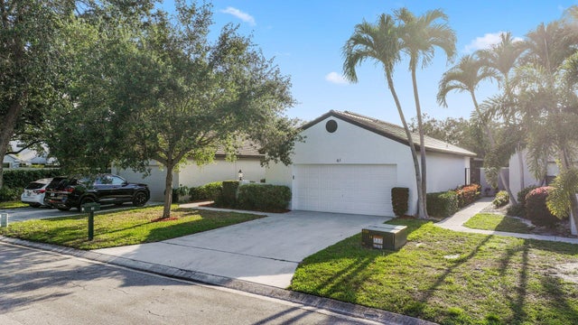 2 of 61 - 61 N Ironwood Wy, Palm Beach Gardens, FL
