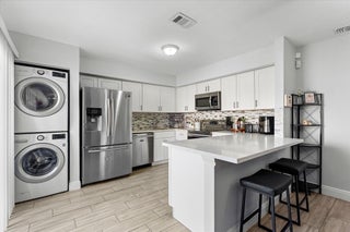 Photo of Listing #RX-11081862