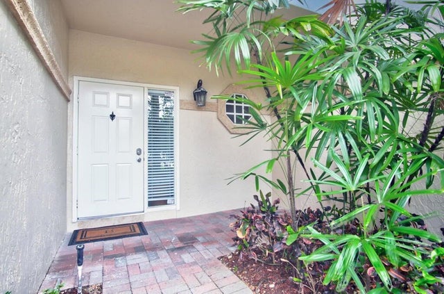 3 of 32 - 6744 Via Regina, Boca Raton, FL