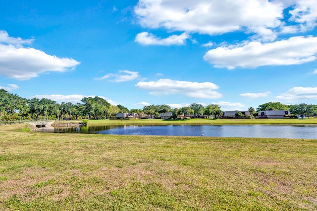 4 of 28 - 113 1st Way, West Palm Beach, FL