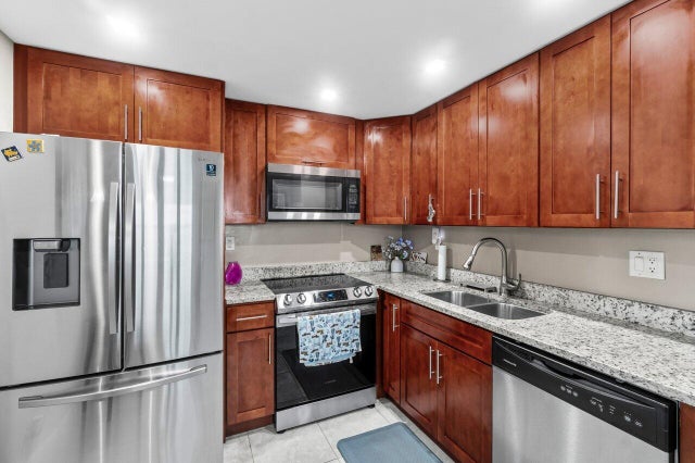 5 of 33 - 201 Normandy E, Delray Beach, FL
