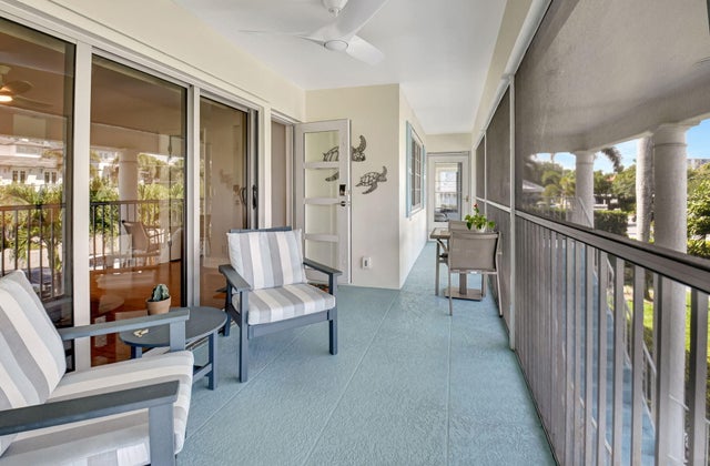 4 of 48 - 201 Venetian Dr #4, Delray Beach, FL