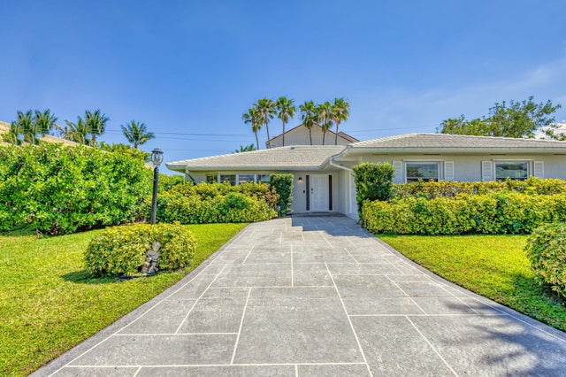 2 of 40 - 124 Park Lane E, Hypoluxo, FL