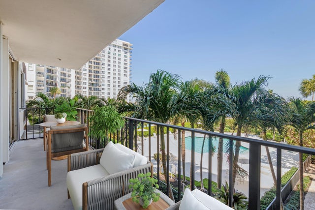 1 of 13 - 1801 S Flagler Drive #310, West Palm Beach, FL