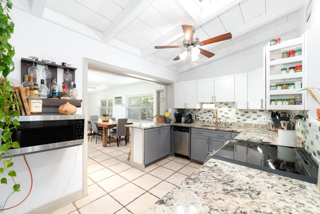 2 of 27 - 2869 Sw 13th Court, Fort Lauderdale, FL