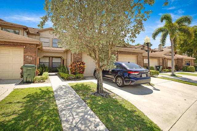 2 of 40 - 300 Crosswinds Drive #d1, Greenacres, FL