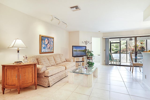 4 of 40 - 300 Crosswinds Drive #d1, Greenacres, FL