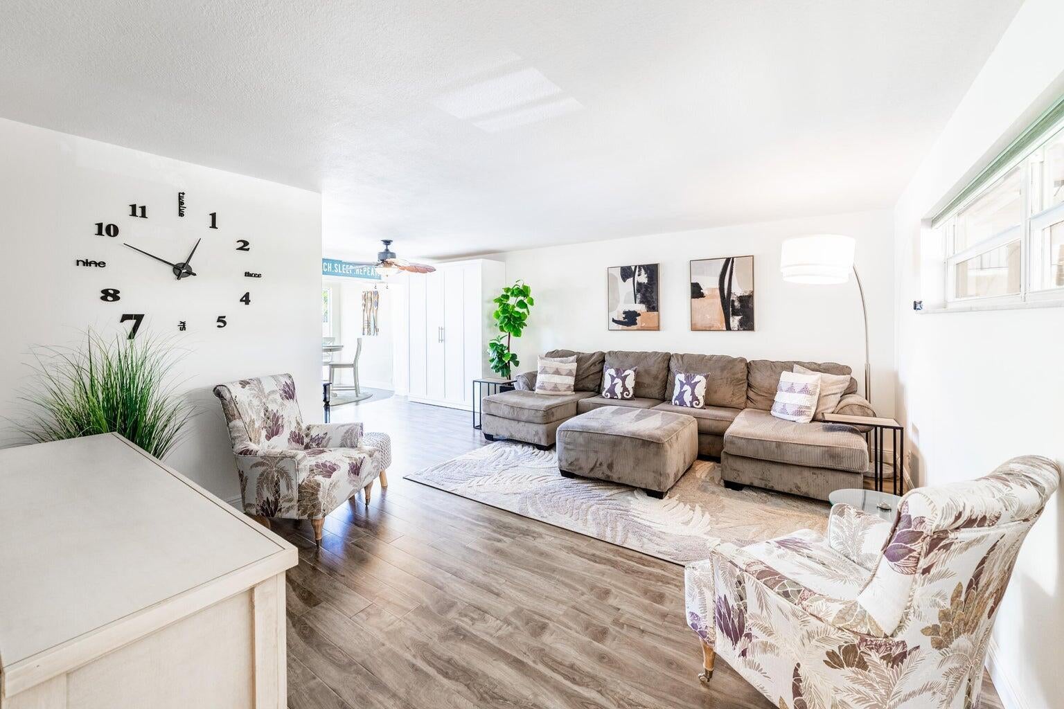 Photo of Listing #RX-11082099