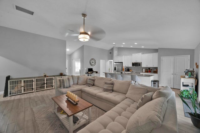 2 of 50 - 482 Sw Tulip Boulevard, Port Saint Lucie, FL