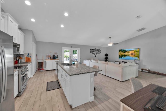 5 of 50 - 482 Sw Tulip Boulevard, Port Saint Lucie, FL