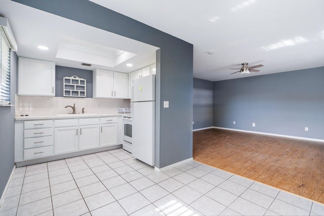 3 of 19 - 2929 Se Ocean Boulevard #m10, Stuart, FL