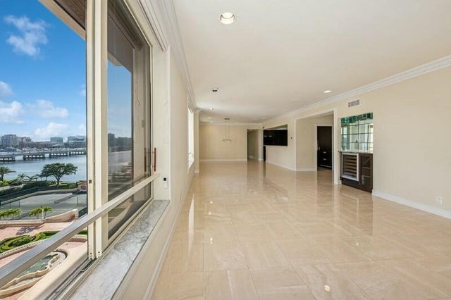 3 of 32 - 150 Bradley Place #605, Palm Beach, FL