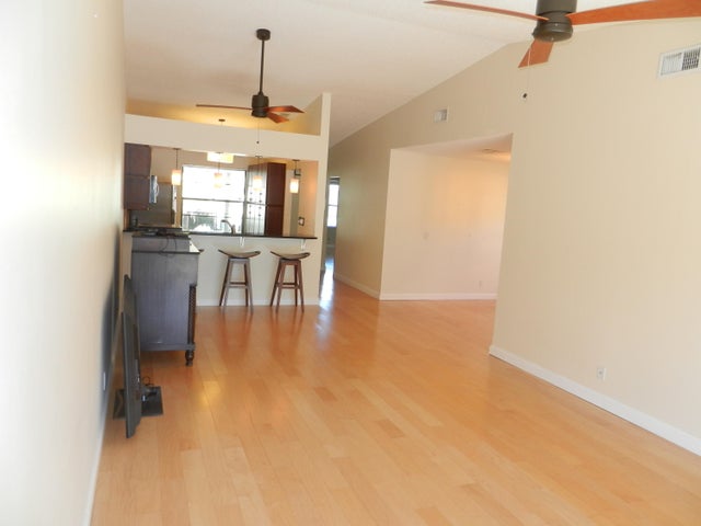 3 of 25 - 701 Sabal Ridge Circle #e, Palm Beach Gardens, FL