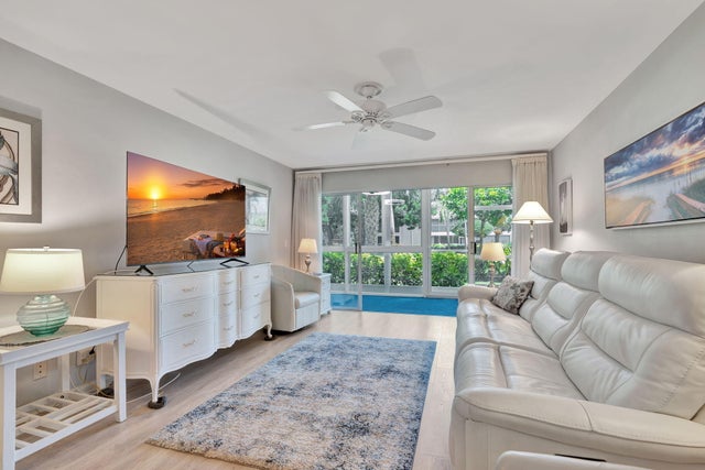 3 of 29 - 4 Garden Street #107n, Tequesta, FL