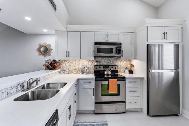 5 of 35 - 401 Ocean Bluffs Boulevard #503, Jupiter, FL