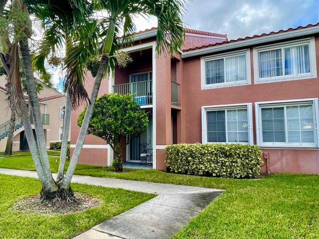 1 of 17 - 7912 Sonoma Springs Circle #201, Lake Worth, FL