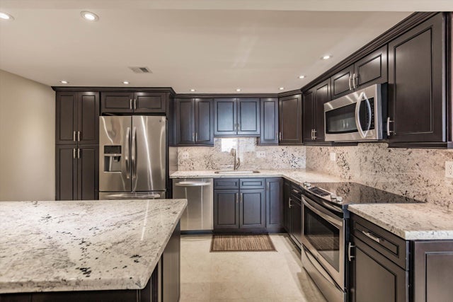 4 of 16 - 1410 S Ocean Drive #702, Hollywood, FL