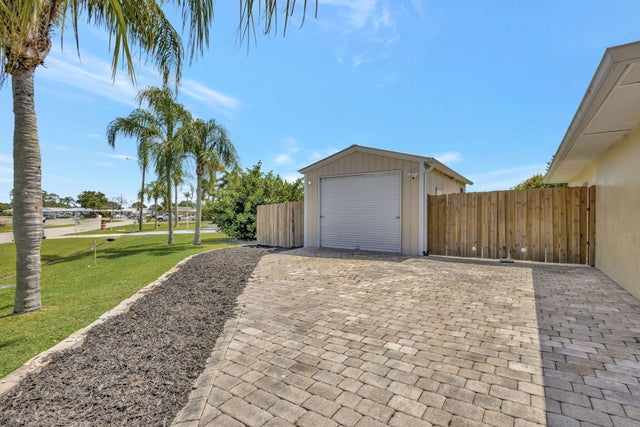 4 of 64 - 691 Se Harbor View Drive, Port Saint Lucie, FL