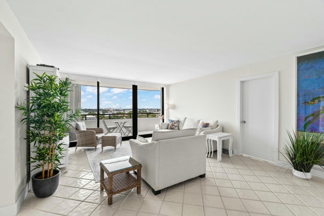 4 of 54 - 3589 S Ocean Boulevard #808, South Palm Beach, FL