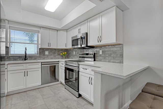1 of 47 - 2894 Crosley Drive E #g, West Palm Beach, FL