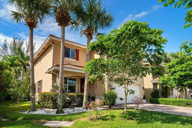 3 of 78 - 4725 Foxtail Palm Court, Greenacres, FL