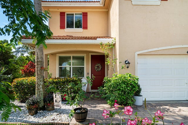 4 of 78 - 4725 Foxtail Palm Court, Greenacres, FL