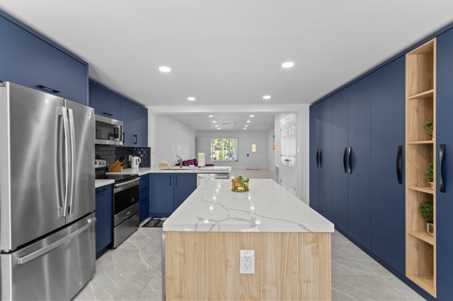 5 of 58 - 1640 Washinghton St, Hollywood, FL