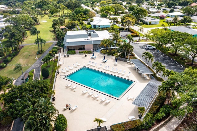 2 of 33 - 18081 Se Country Club Drive #2, Jupiter, FL