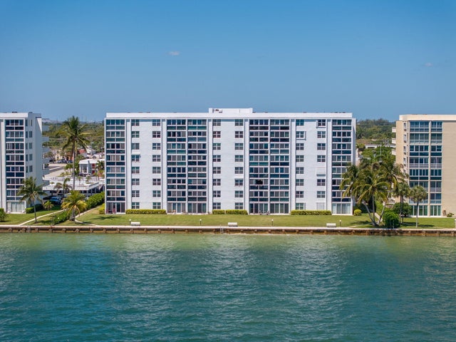 2 of 32 - 401 Lake Shore Drive #504, Lake Park, FL