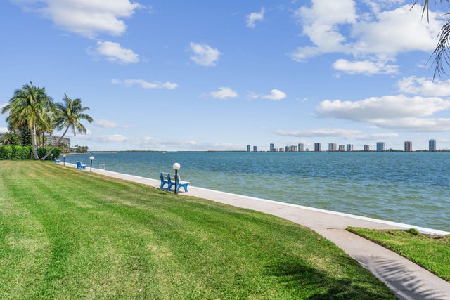 3 of 32 - 401 Lake Shore Drive #504, Lake Park, FL