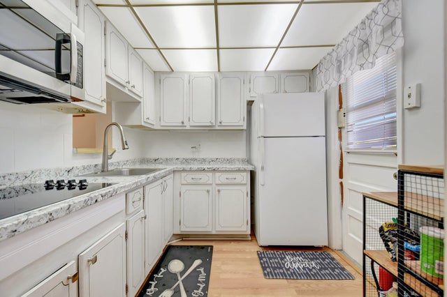 1 of 27 - 2222 Ne 1st Way #105, Boynton Beach, FL