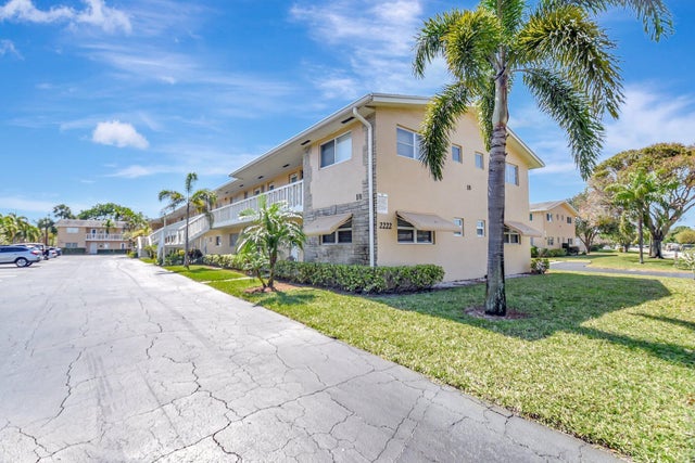 3 of 27 - 2222 Ne 1st Way #105, Boynton Beach, FL