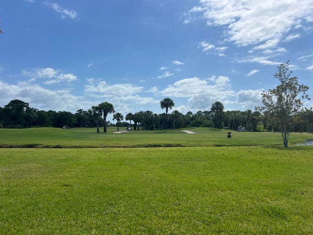 4 of 36 - 4220 Gator Trace Avenue #5e, Fort Pierce, FL