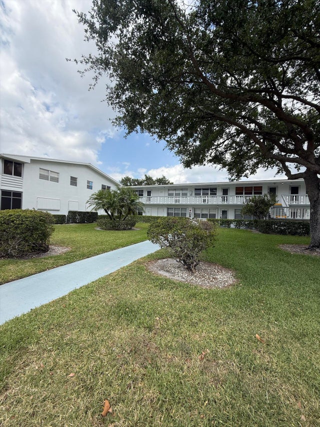 1 of 16 - 268 Windsor L, West Palm Beach, FL