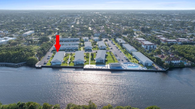 2 of 24 - 2570 S Federal Hwy #1, Boynton Beach, FL
