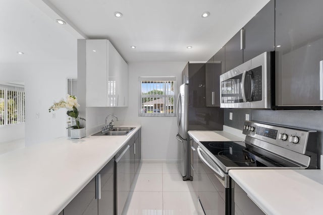 5 of 34 - 1347 Ne High Point Way Way Ne #d, Delray Beach, FL