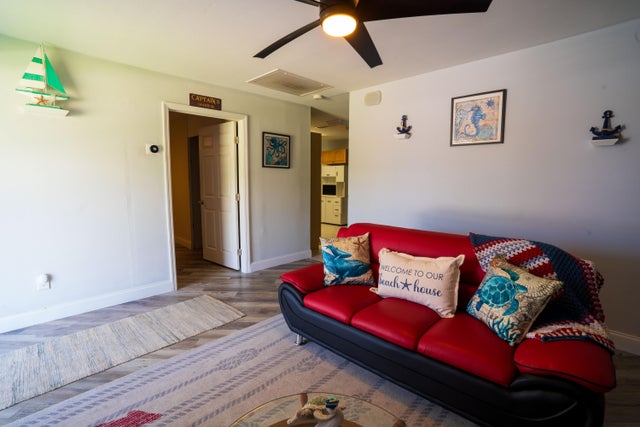 4 of 35 - 4386 Bamboo Drive, Palm Beach Gardens, FL