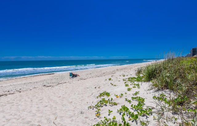 1 of 33 - 4200 N Hwy A1a #814, Fort Pierce, FL