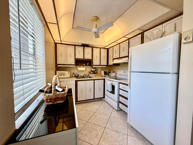 4 of 19 - 764 Normandy P, Delray Beach, FL