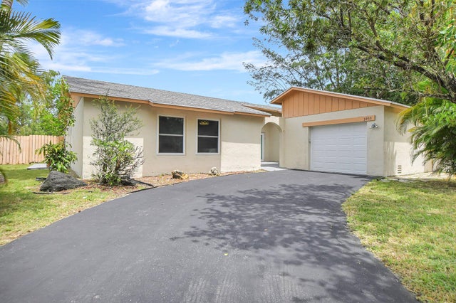 5 of 30 - 3955 Nw 3rd Court, Deerfield Beach, FL
