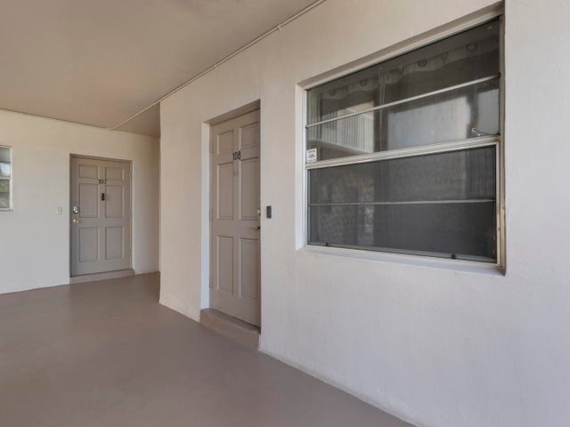 4 of 25 - 2430 Sw 81st Avenue #108, Davie, FL