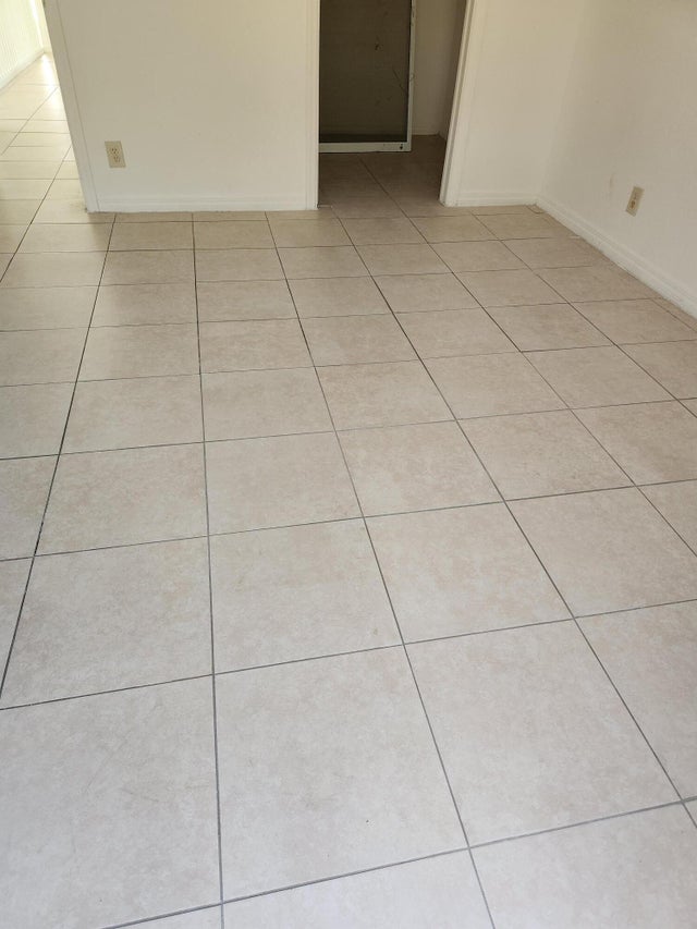 5 of 10 - 4172 Pine Hollow Circle, Greenacres, FL