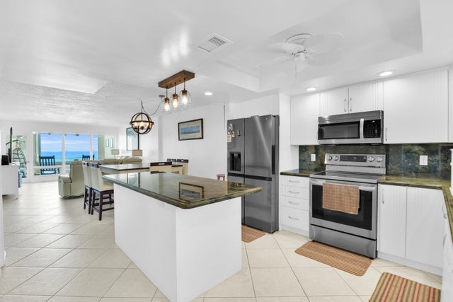 3 of 18 - 1850 S Ocean Boulevard #304, Lauderdale By The Sea, FL